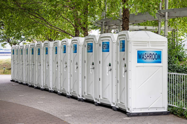Best Portable restroom trailer rental  in Hudson, OH